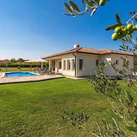 Galadriel Villa Labin (Istria)