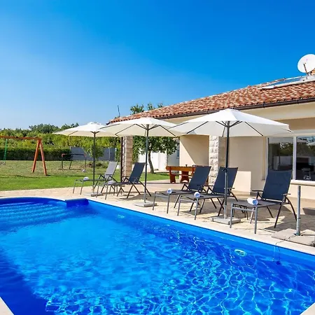 Galadriel Villa